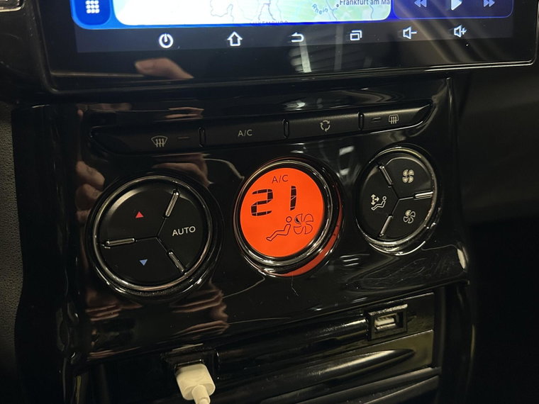 Vehicle Image 39