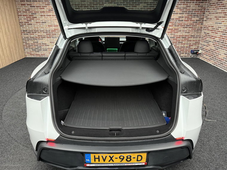 Vehicle Image 31