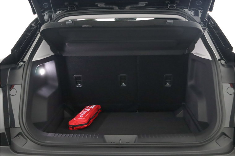 Vehicle Image 33