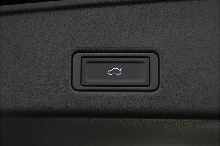Vehicle Image 40