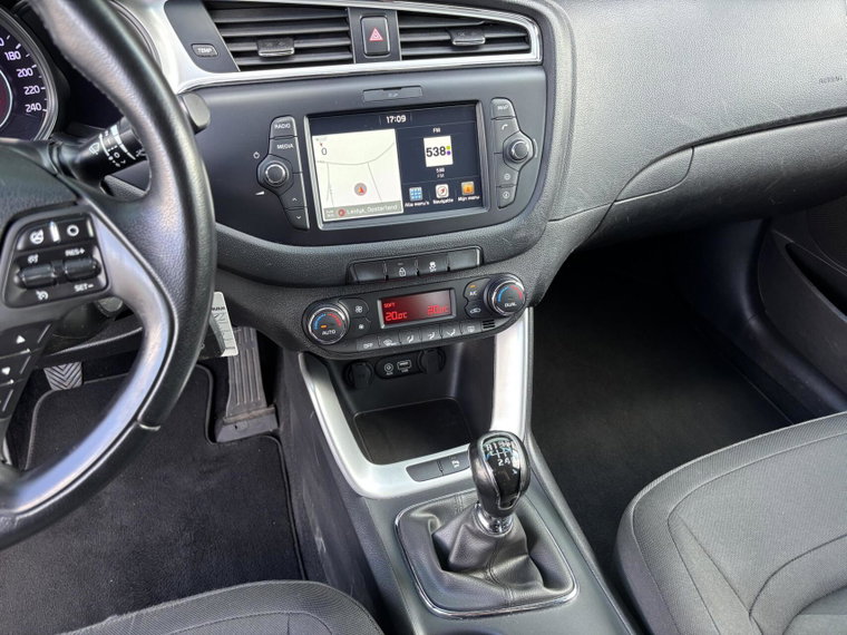 Vehicle Image 15