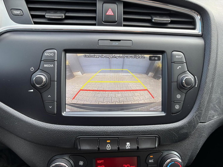 Vehicle Image 17