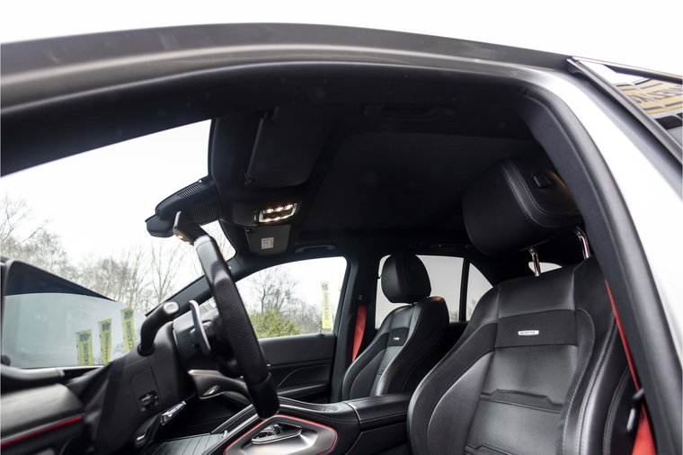 Vehicle Image 35