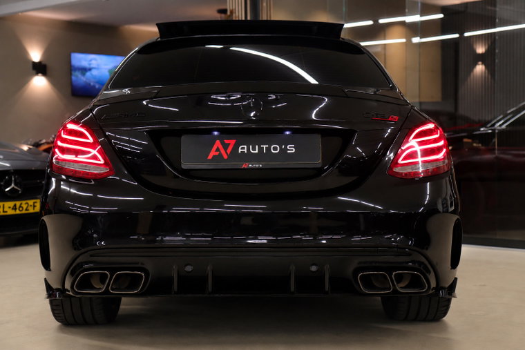 Vehicle Image 30