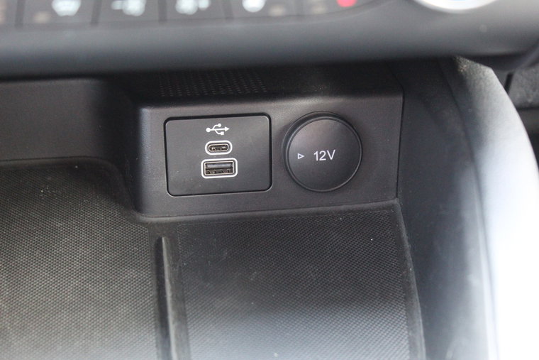 Vehicle Image 26
