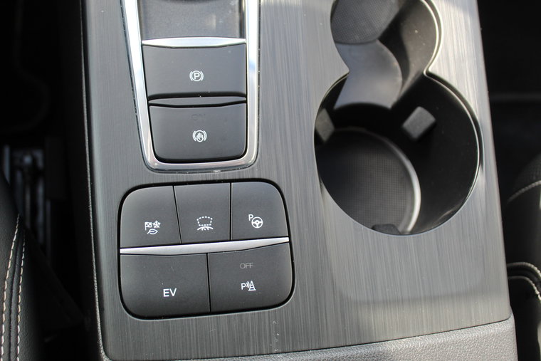 Vehicle Image 28