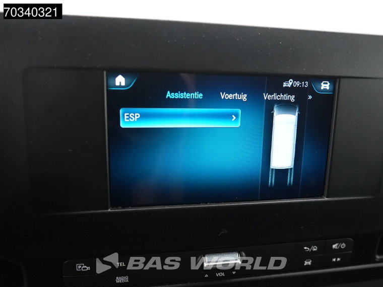 Vehicle Image 33