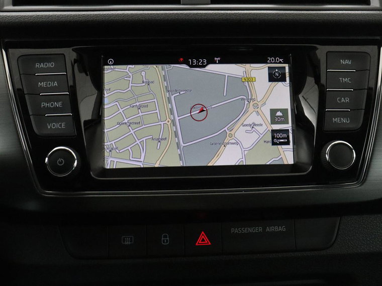 Vehicle Image 14