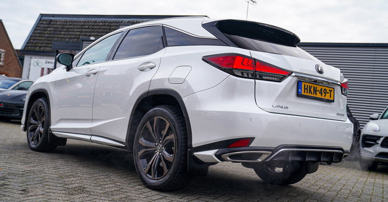 Vehicle Image 15