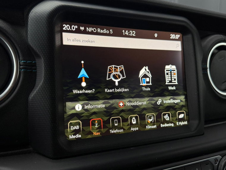 Vehicle Image 14