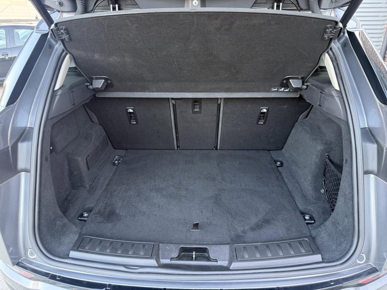 Vehicle Image 37