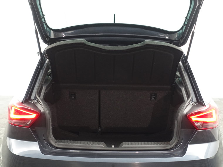 Vehicle Image 37