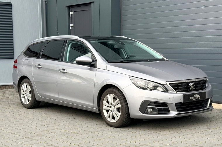 Vehicle Image 33