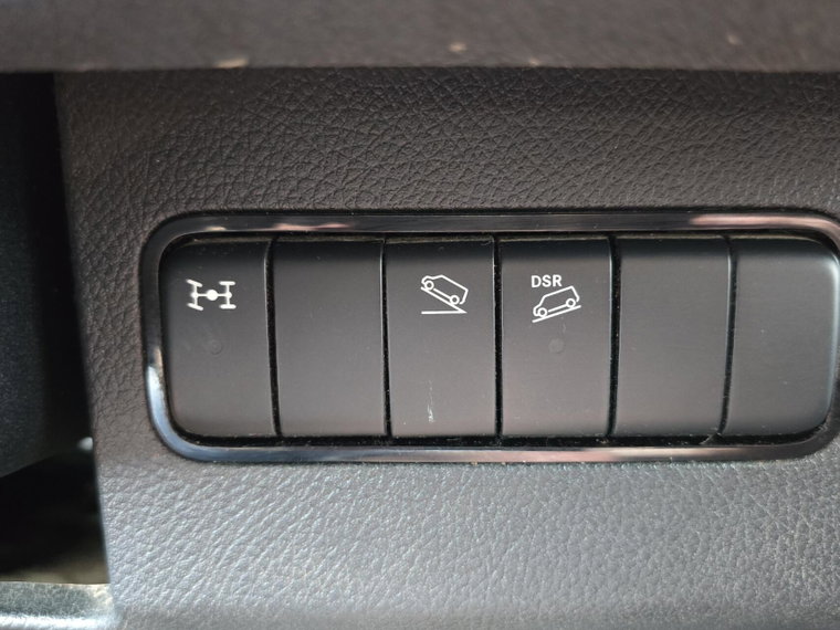 Vehicle Image 27