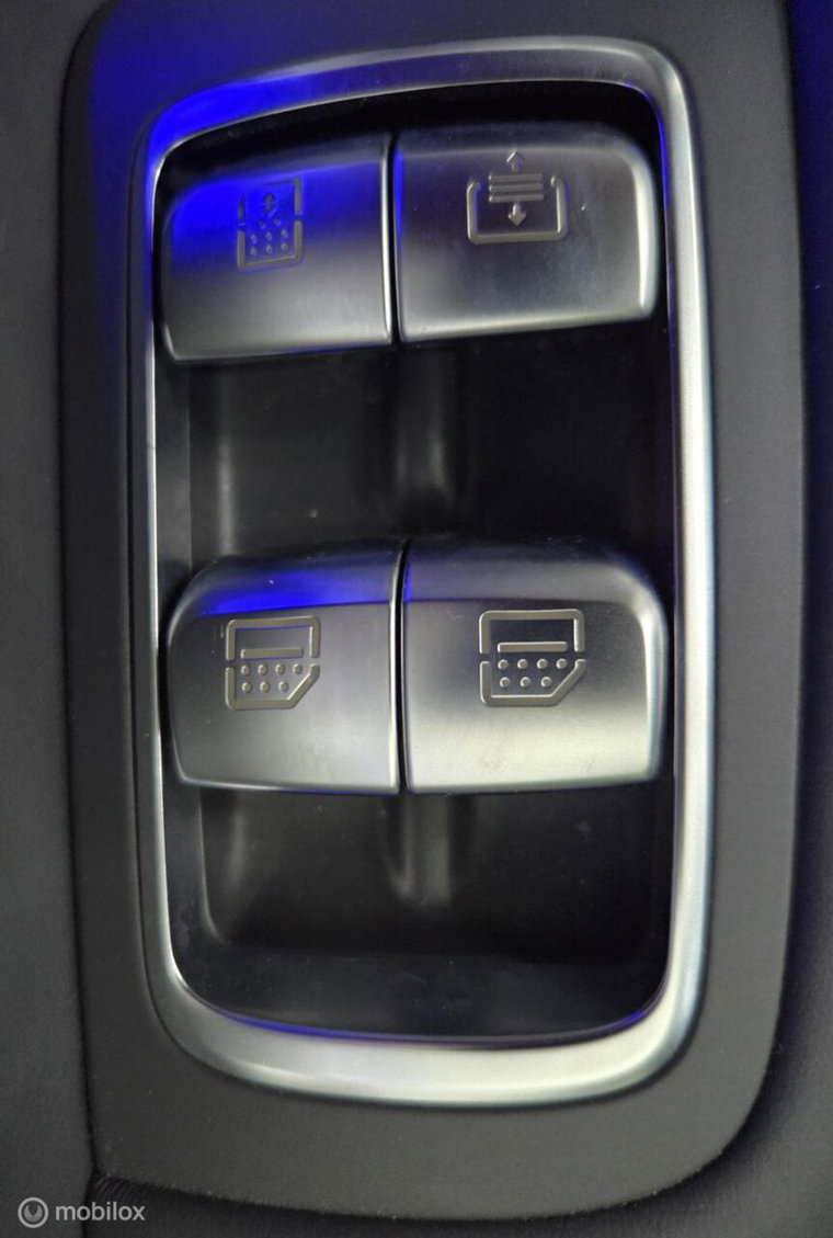 Vehicle Image 39