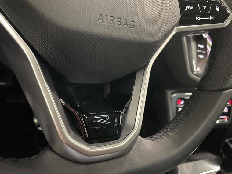 Vehicle Image 33