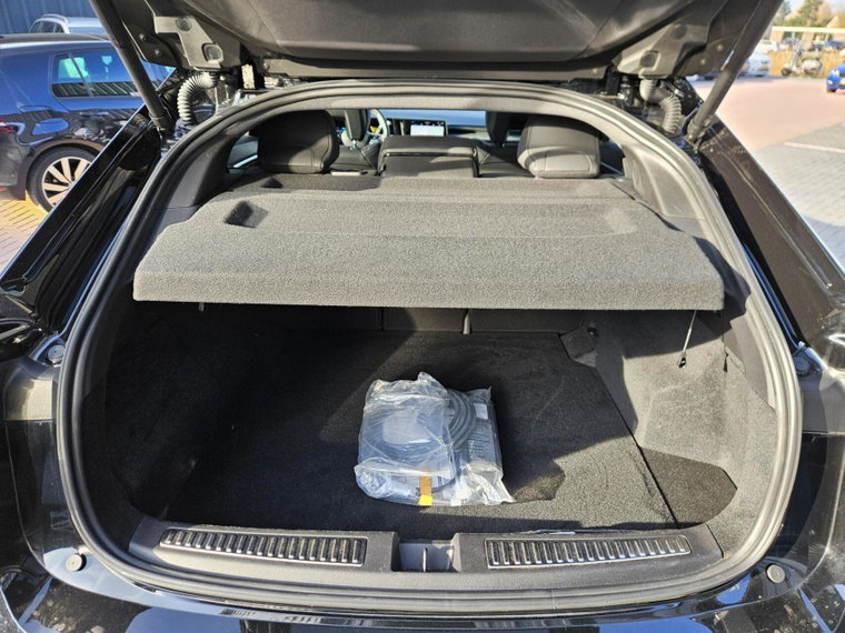 Vehicle Image 37