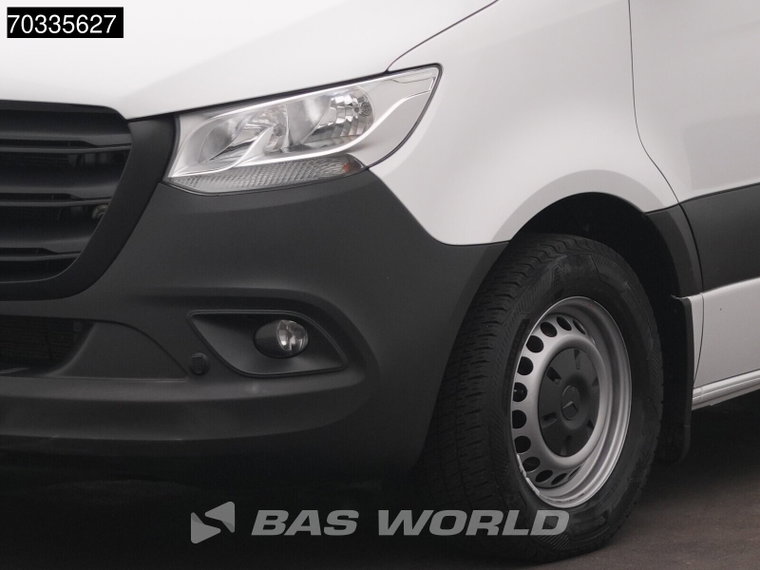 Vehicle Image 50