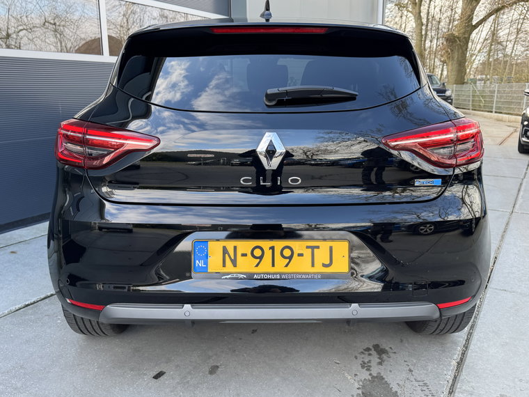 Vehicle Image 41