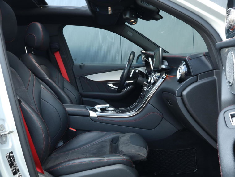 Vehicle Image 40