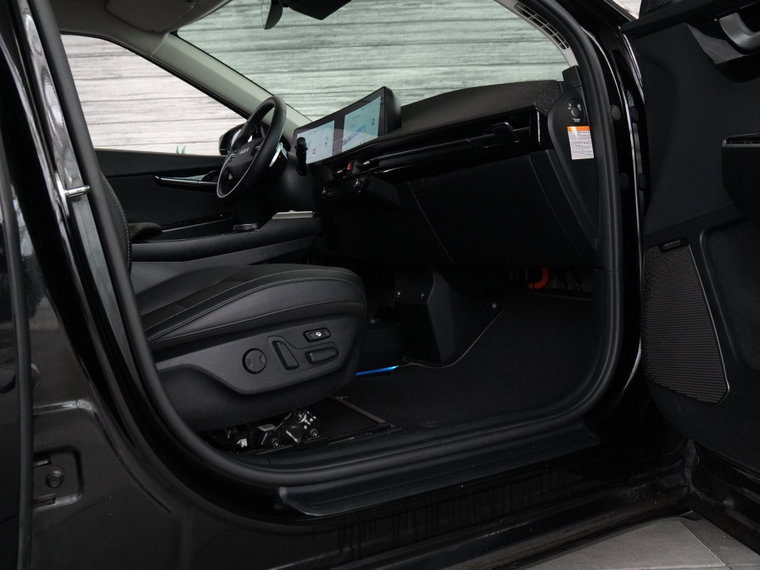 Vehicle Image 45