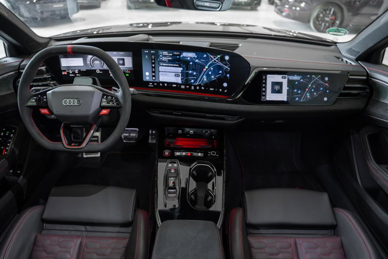 Vehicle Image 21