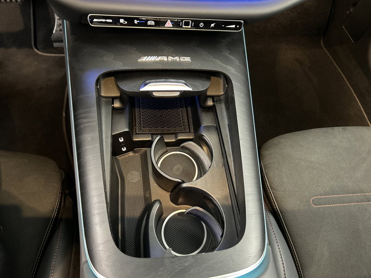 Vehicle Image 26