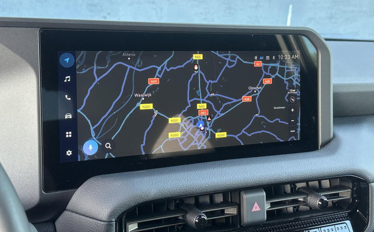 Vehicle Image 12