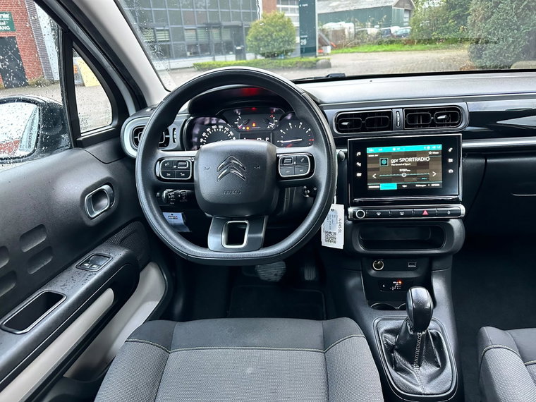 Vehicle Image 21
