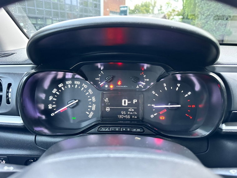 Vehicle Image 23