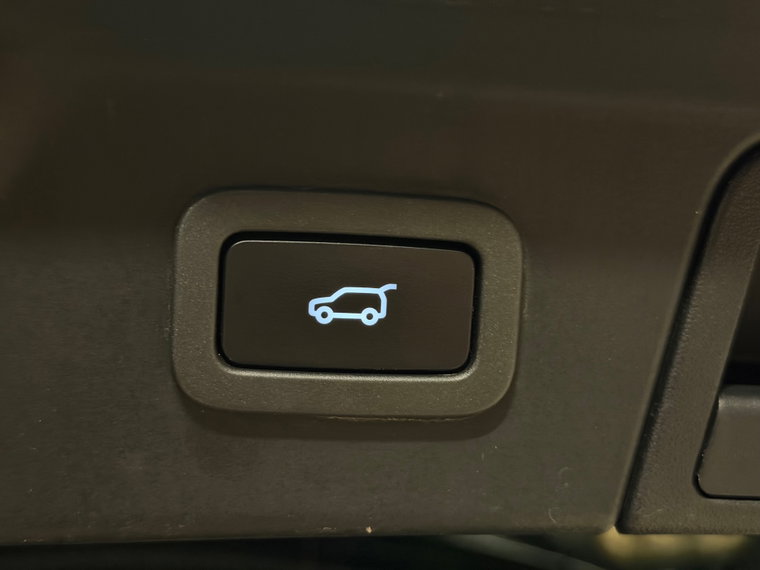 Vehicle Image 28