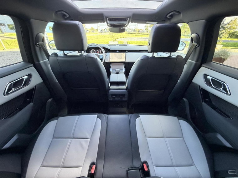 Vehicle Image 48