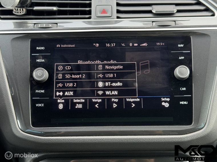Vehicle Image 35