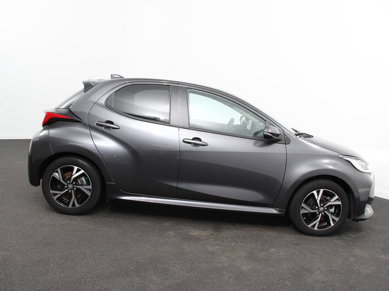 Vehicle Image 7