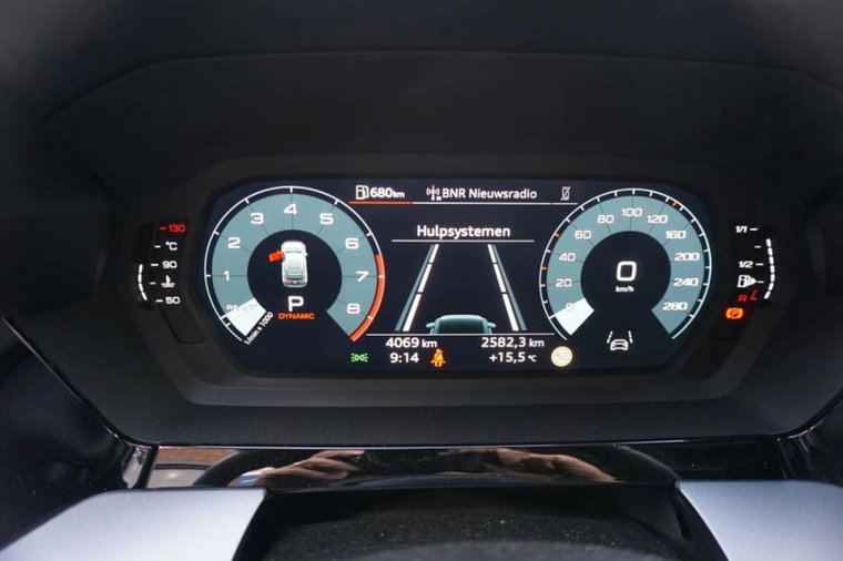 Vehicle Image 21