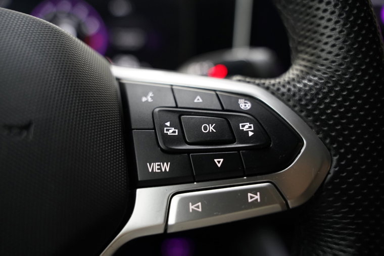 Vehicle Image 40