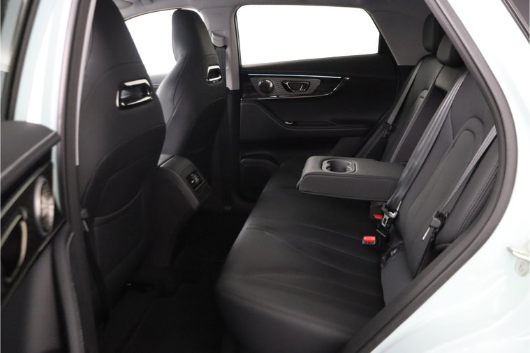 Vehicle Image 40