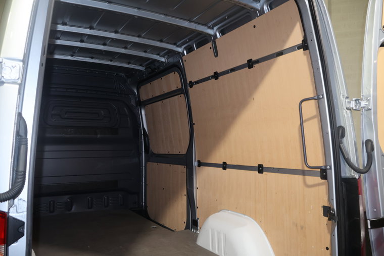 Vehicle Image 13