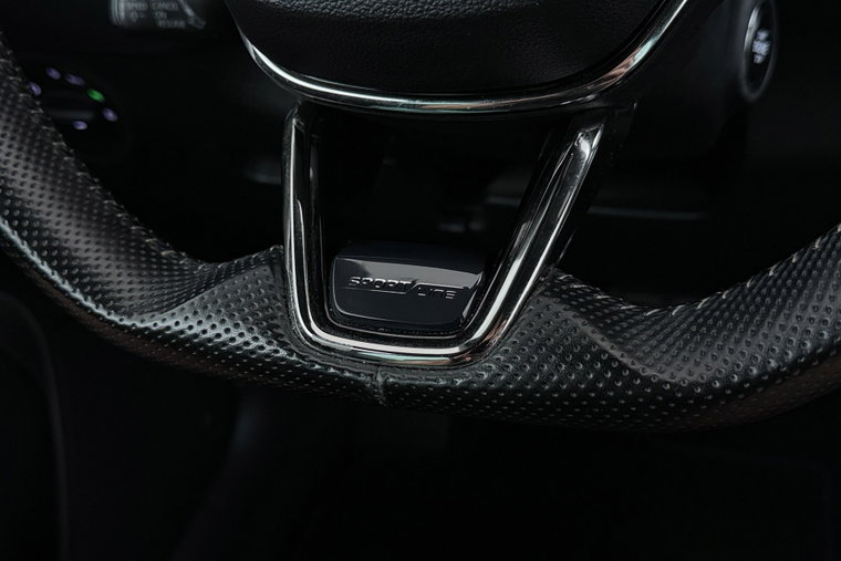 Vehicle Image 35