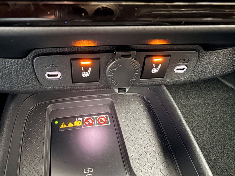Vehicle Image 19