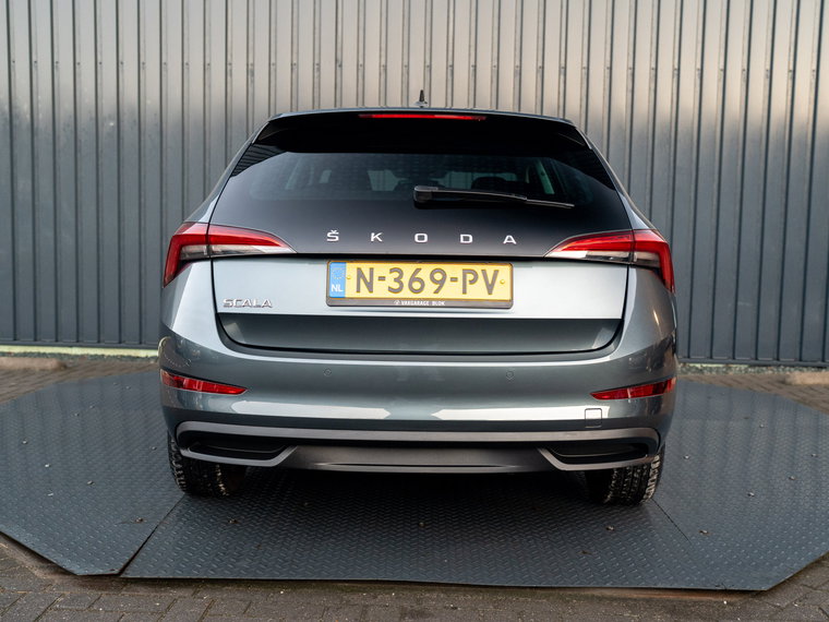 Vehicle Image 35