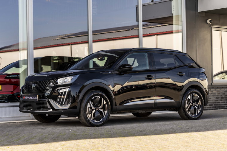 Vehicle Image 13