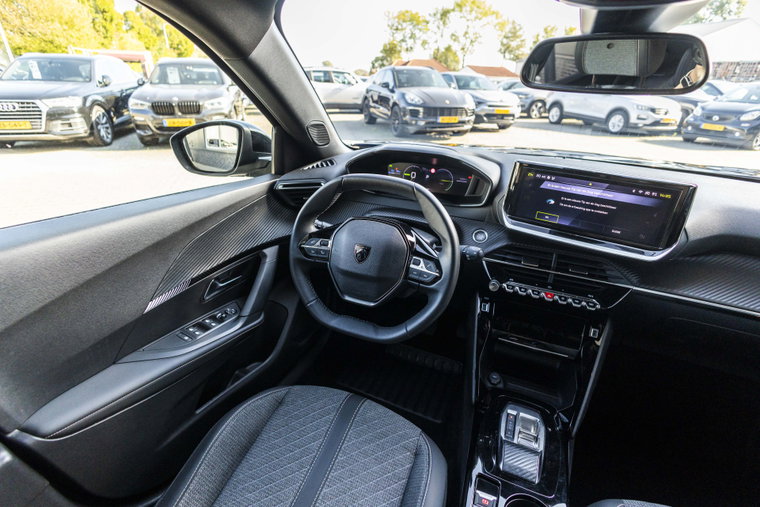 Vehicle Image 20
