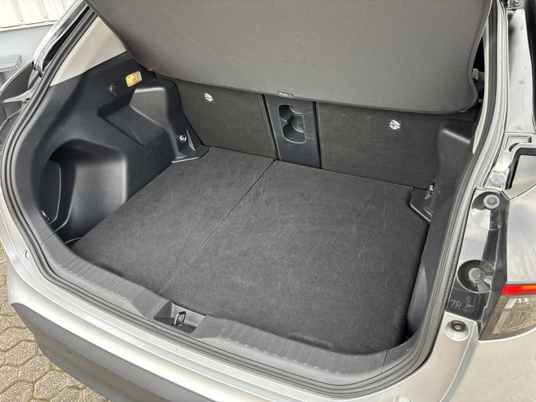 Vehicle Image 36