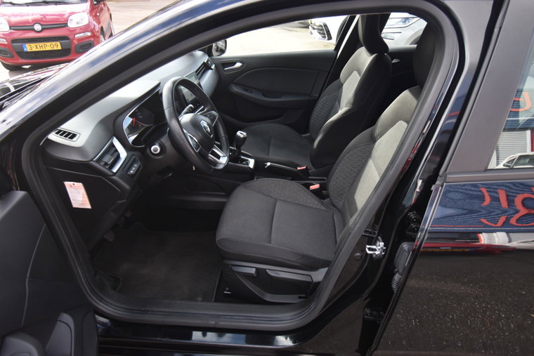 Vehicle Image 22