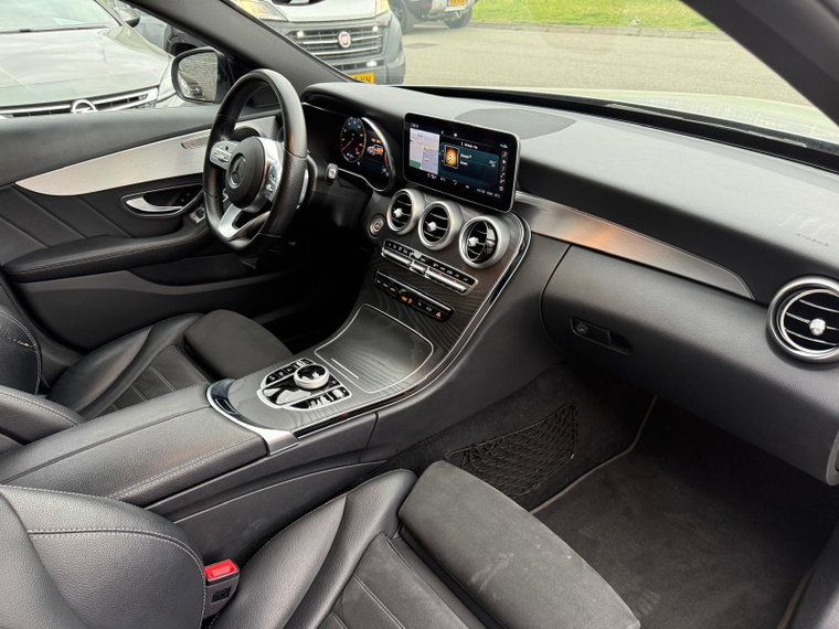 Vehicle Image 40