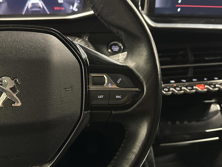 Vehicle Image 24