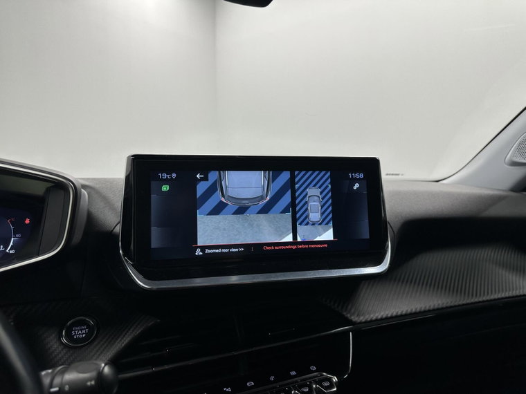 Vehicle Image 38
