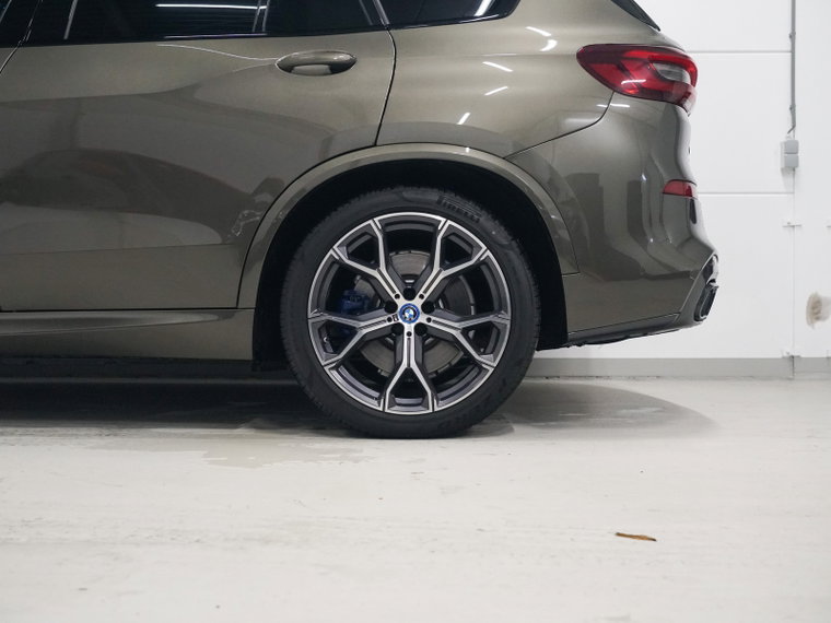 Vehicle Image 40