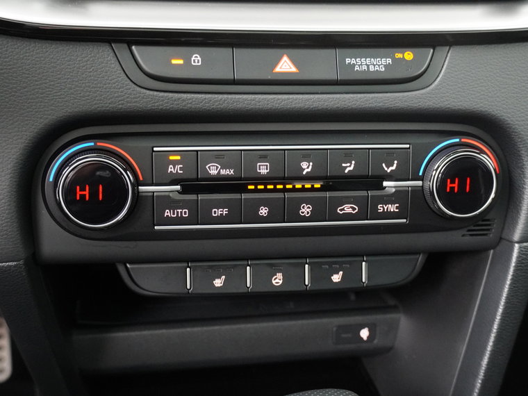 Vehicle Image 28